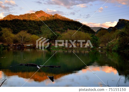 山上風景-新竹林道,台灣 山上風景-新竹林道,台灣 75155150