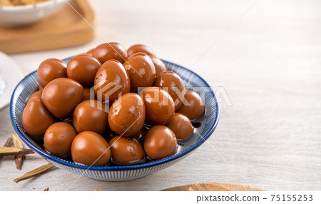 Quail eggs Marinated quail eggs Marinated eggs Taiwan Snacks Stewed quail eggs 锅え蛋 うずら卵 75155253