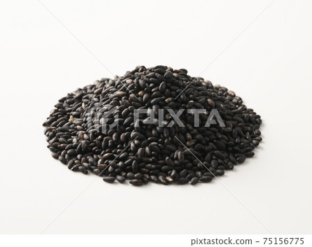 Black sesame seeds in the shape of Mt. Fuji 75156775