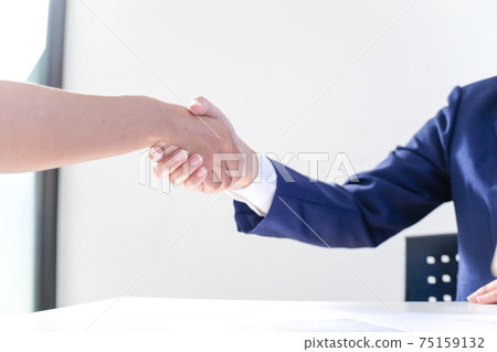 Business people signing contract making a deal with real estate agent Concept for consultant and home insurance concept. Business people signing contract making a deal with real estate agent Concept for consultant and home insurance concept. 75159132