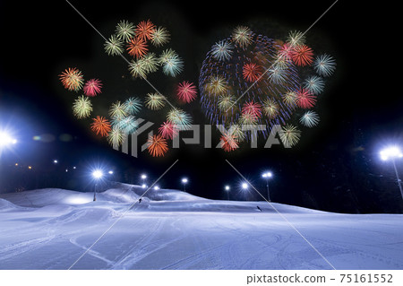 煙花和滑雪勝地夜場滑雪場 75161552