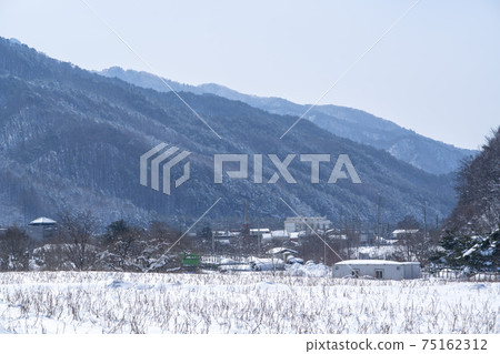 江原道仁濟縣雪嶽山 江原道仁濟縣雪嶽山 75162312