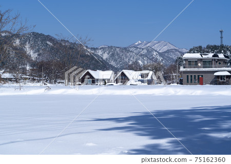 江原道仁濟縣雪嶽山 75162360