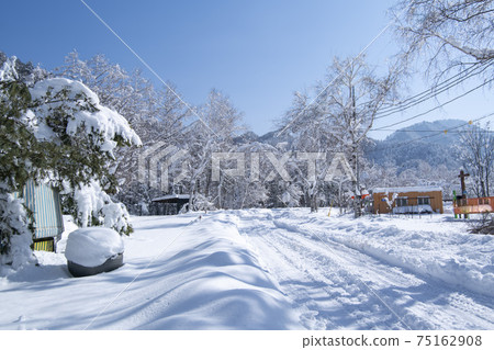 Seorak Mountain, Inje County, Gangwon Province Seorak Mountain, Inje County, Gangwon Province 75162908