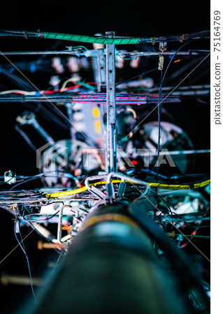 電線桿電線施工下午午夜暗查電力變壓器施工通訊電纜電纜 75164769