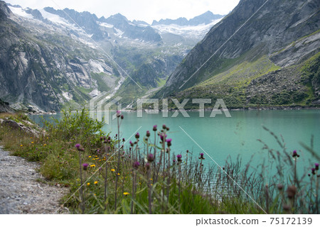 Beautiful mountain lake Gelmersee in Bern Switzerland Beautiful mountain lake Gelmersee in Bern Switzerland 75172139