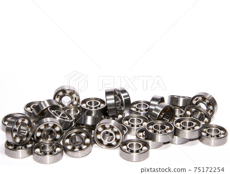Many deep groove ball bearings - machine elements Many deep groove ball bearings - machine elements 75172254