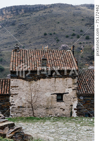 Traditional rural village house of Patones in Spain Traditional rural village house of Patones in Spain 75172462