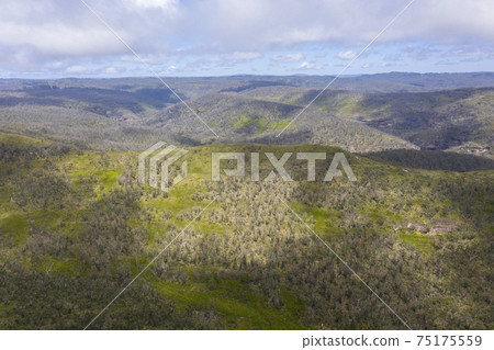 Aerial view of the Grose Valley in The Blue Mountains in Australia Aerial view of the Grose Valley in The Blue Mountains in Australia 75175559