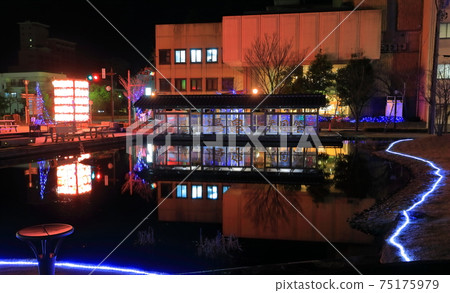 [Ishikawa Prefecture] Night view of Katayamazu Onsen (illumination) 75175979