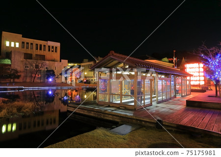 [石川縣]片山津溫泉的夜景（照明） 75175981
