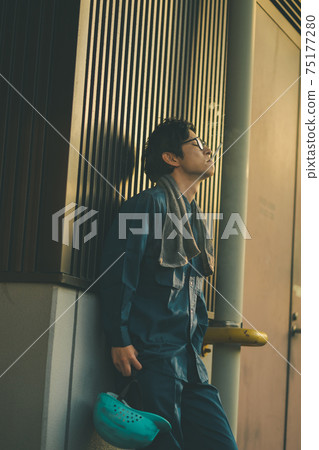 Tobacco and workers Tobacco and workers 75177280