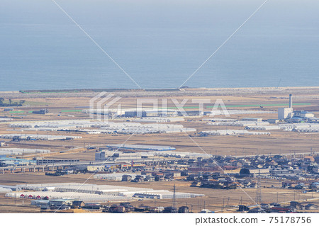 從八山山草莓屋鳥瞰鳥瞰的山本風景宮城縣山本市 75178756