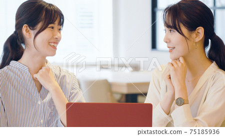 開會的商人 75185936