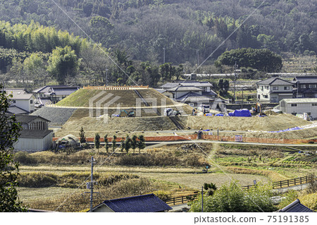 岡山縣岡山市Sensoku Kofun修復工作 75191385