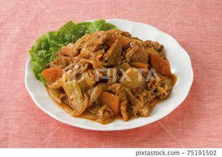 豬肉泡菜 75191502