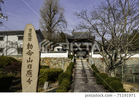 岡山縣岡山市Nichioji鐘樓門 岡山縣岡山市Nichioji鐘樓門 75191971