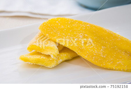芒果干蜜饯 芒果干蜜饯 75192158