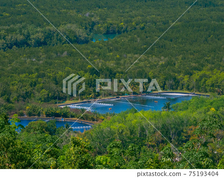 叢林中的淨水廠（泰國攀牙府） 75193404