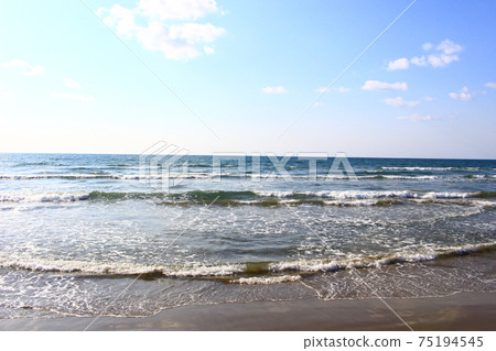 isa車道海浪和藍天 isa車道海浪和藍天 75194545