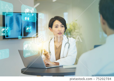 醫生和女醫生的身體檢查醫院醫學數字技術圖像 75202784