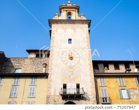 tower Torre della Campanella in Bergamo town 75207947