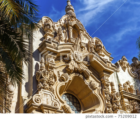 A View of Structure Casa del Prado. 75209012