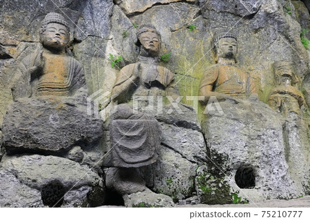 [Oita Prefecture] Usuki Stone Buddha, Hoki Stone Buddha Group 1 75210777