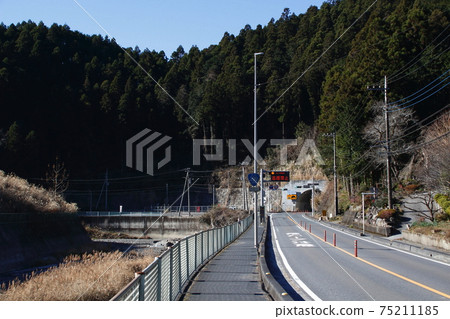 Near the Agano Tunnel on Route 299 (Hydrangea Highway / Hanno City) Near the Agano Tunnel on Route 299 (Hydrangea Highway / Hanno City) 75211185
