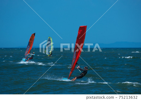 Windsurfing 75213632