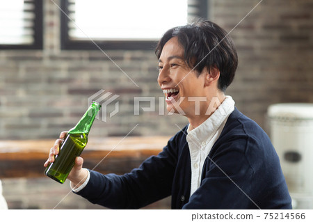 喜歡喝酒的男人 75214566
