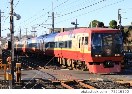 於宇都宮線運行的R特快日航1號列車 75216500