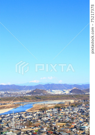 View of Mt. Ontake seen from Aichi Prefecture View of Mt. Ontake seen from Aichi Prefecture 75217378