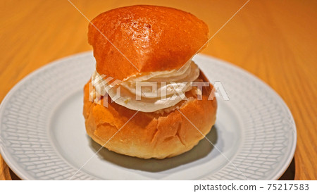 Scandinavian traditional confectionery Semla Scandinavian traditional confectionery Semla 75217583