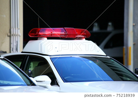 警車 75218939