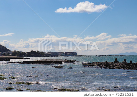 Suwa Beach (Hayama Town, Kanagawa Prefecture) Suwa Beach (Hayama Town, Kanagawa Prefecture) 75221521