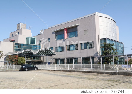 小牧市綜合福利設施富良井中心 小牧市綜合福利設施富良井中心 75224431
