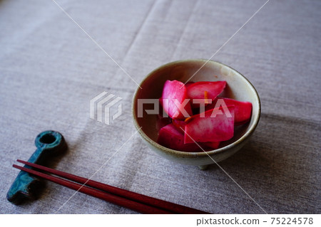 醃紅蘿蔔 醃紅蘿蔔 75224578