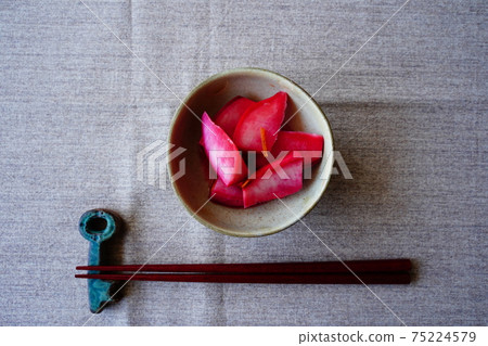醃紅蘿蔔 75224579
