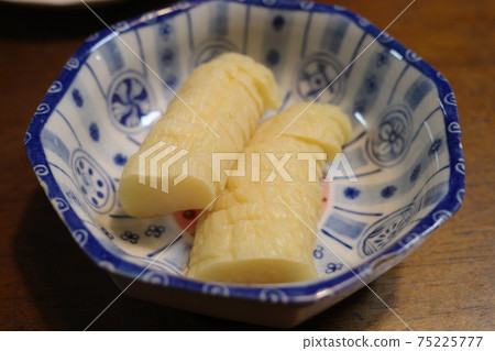Very delicious Japanese food Very delicious Japanese food 75225777