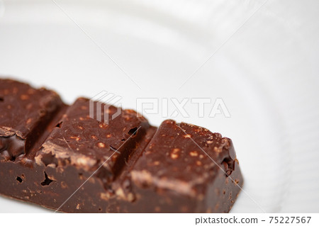 巧克力蛋白棒照片素材 巧克力蛋白棒照片素材 75227567