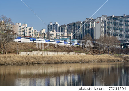 首爾城東區Eungbongsan 首爾城東區Eungbongsan 75231504