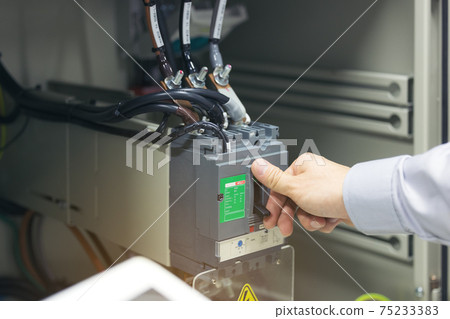Engineering Hand Off The Power Circuit Breaker Is Installed In The Electrical Cabinet. 75233383