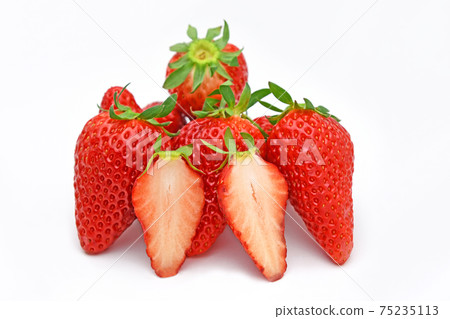 Strawberries (Kirapika) 75235113