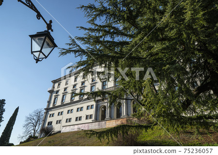 The castle of Udine 75236057