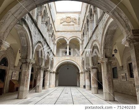 old dubrovnik in croatia: Sponza Palace 75240283