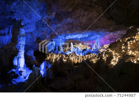 Ishigaki Island Limestone Cave Okinawa Prefecture 75244987