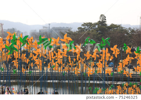 坡州市，靈金閣，巴拉姆比，和平努里公園，多博達里。 75246325
