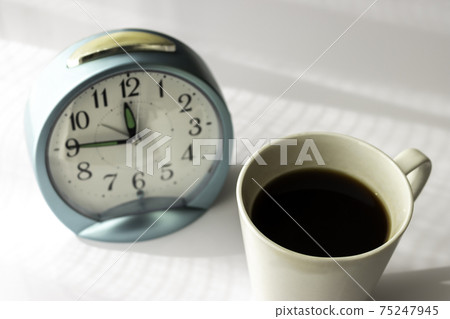 Coffee and clock, break time image 75247945