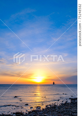 黃昏的大海（長崎縣小野濱海神公園） 75248582